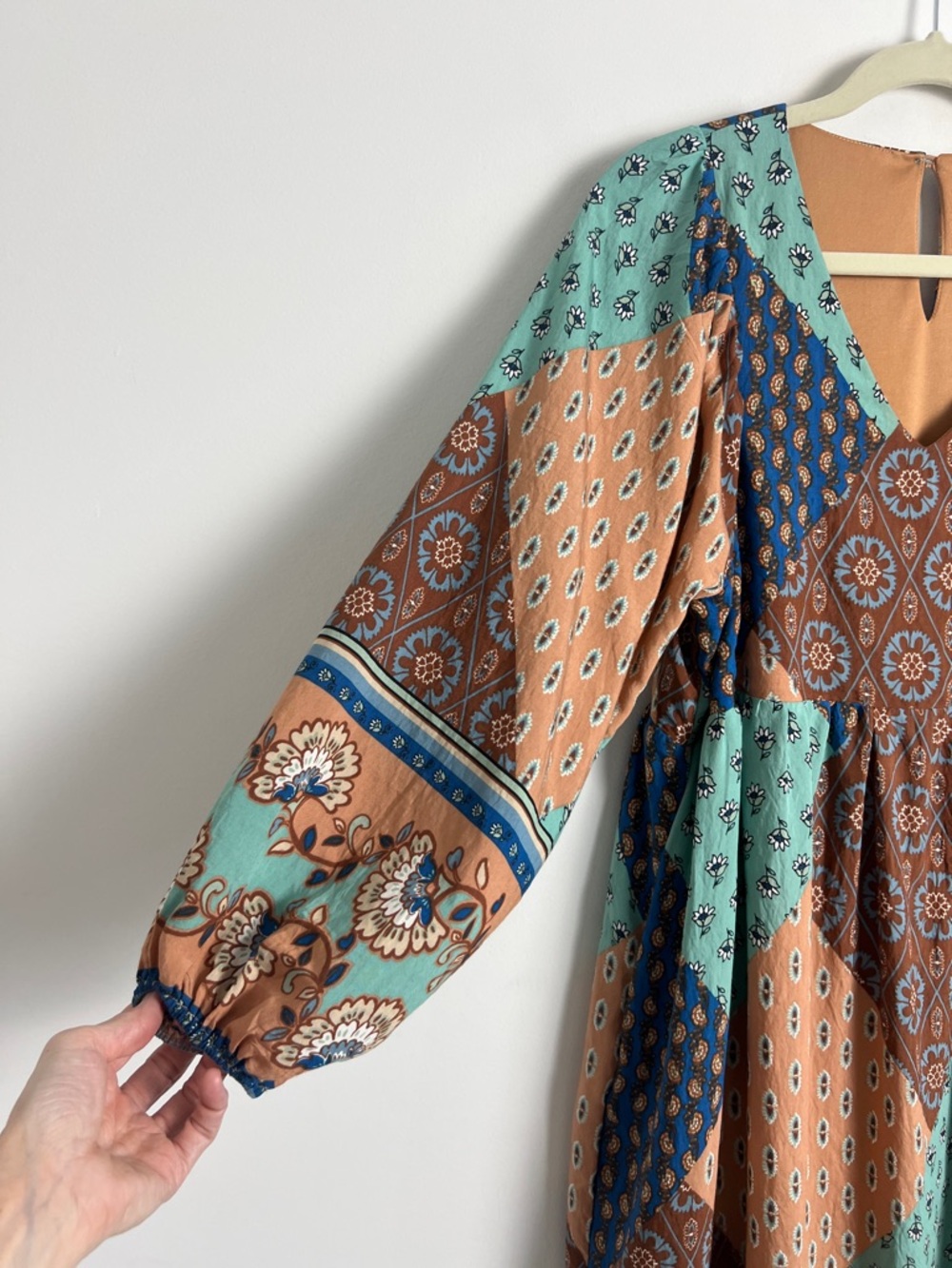 &Merci Small Warm Tone Patchwork V-Neck Long Puff Sleeve Bohemian Midi Dress - Picture 7 of 11